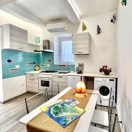 Apartment Circeo Old Town - A 600 Mt Dal Mare - Regina Margherita, 5 San Felice Circeo