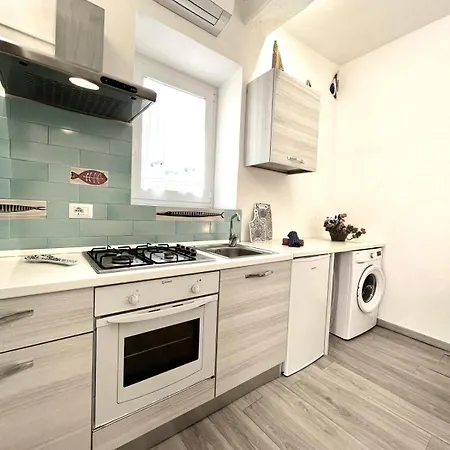 Circeo Old Town - A 600 Mt Dal Mare - Regina Margherita, 5 Apartment